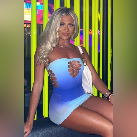 Feeling Pretty Mini Skirt Topaz Gradient - Picture 4 of 7